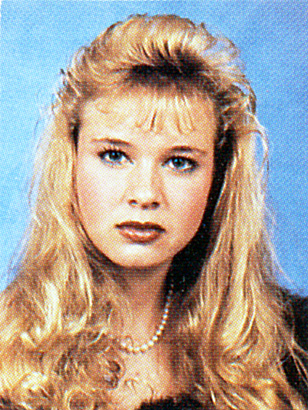 renee zellwegger actress young high school yearbook photo