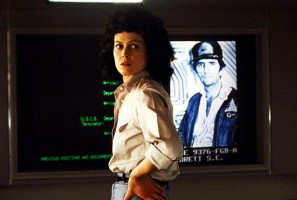 Sigourney Weaver Aliens
