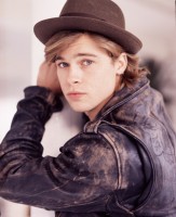 Brad Pitt mullet photo 1988