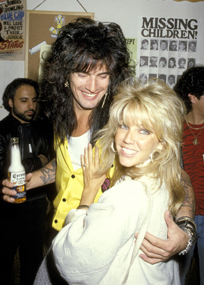 Heather Locklear Tommy Lee couple celebrity 1986 red carpet party photo