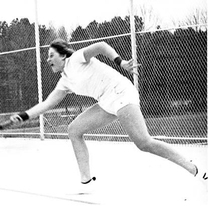 Ellen Degeneres tennis team high school yearbook photo young Atlanta high school 1976