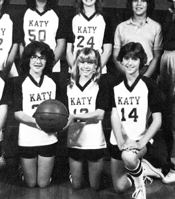 Renee Zellweger junior high school middle school photo young 8th grade katy junior high school 1983 before famous