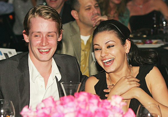 Macaulay Culkin and Mila Kunis photo