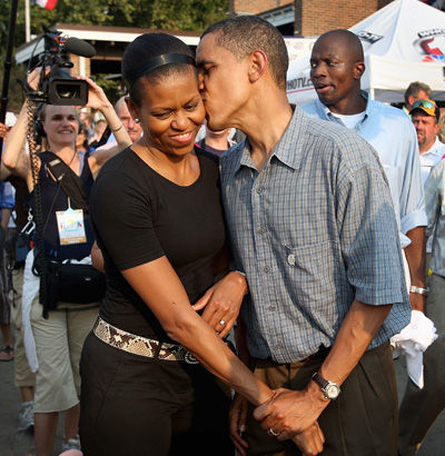 michelle barack obama campaigning iowa state fair family photo young president first lady