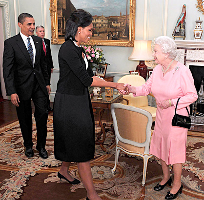michelle barack obama meeting queen elizabeth england photo young president first lady