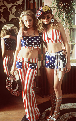 Michelle Williams Kirsten Dunst Dick Movie Photo 1999