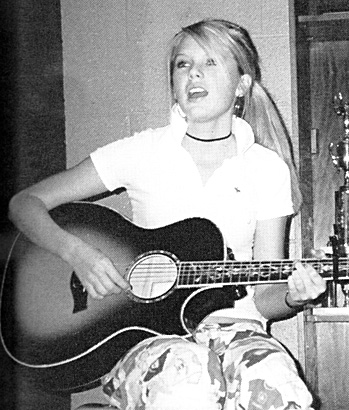 Taylor Swift, Sophomore Year, Hendersonville High School, Hendersonville, TN (2006)