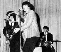 steven tyler young yearbook high school performing photo