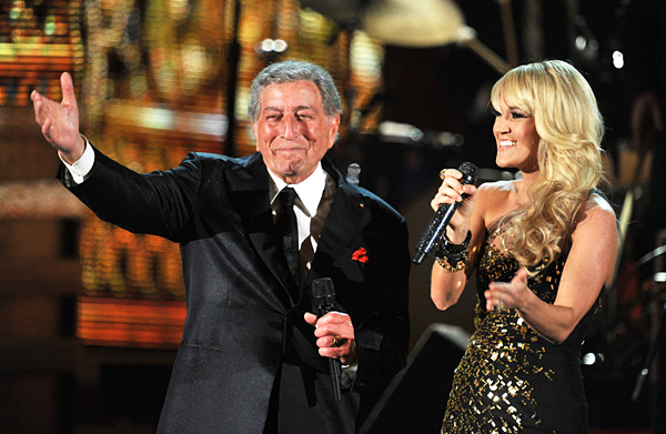 carrie underwood tony bennett grammys 2012 performing photo