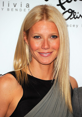 gwyneth paltrow tan red carpet 2011 photo