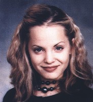 mena suvari young high school senior yearbook 1997 photo
