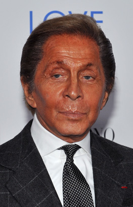valentino designer tan red carpet 2010 photo
