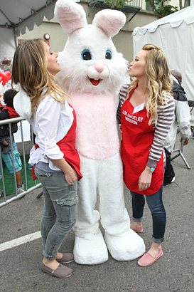haylie hilary duff easter bunny 2011 photo