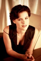 kathleen robertson beverly hills 90210 tv show 1994 photo