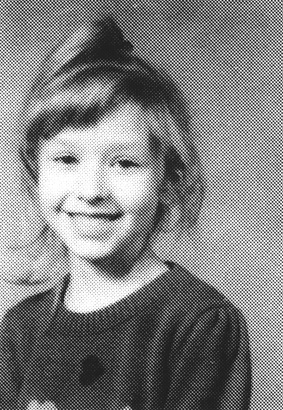christina aguilera young 4th grade yearbook 1991 photo