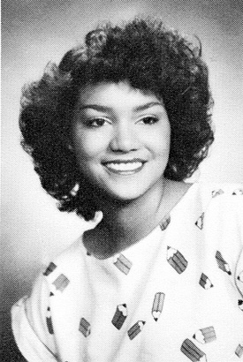 halle berry young high school yearbook 1984 photo