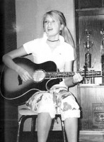 taylor swift young high school 2006 yearbook photo