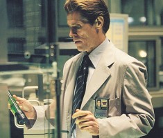 willem dafoe spiderman movie 2002 photo