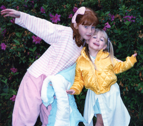ivyann schwan bryce dallas howard parenthood 1989 young kid candid photo