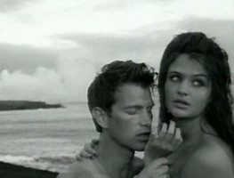 Helena Christensen and Chris Isaak in “Wicked Game” (1989)