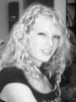 Taylor Swift in 2006 as a Sophomore